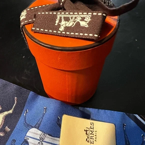 Hermes Couvertures Novelles Twilly